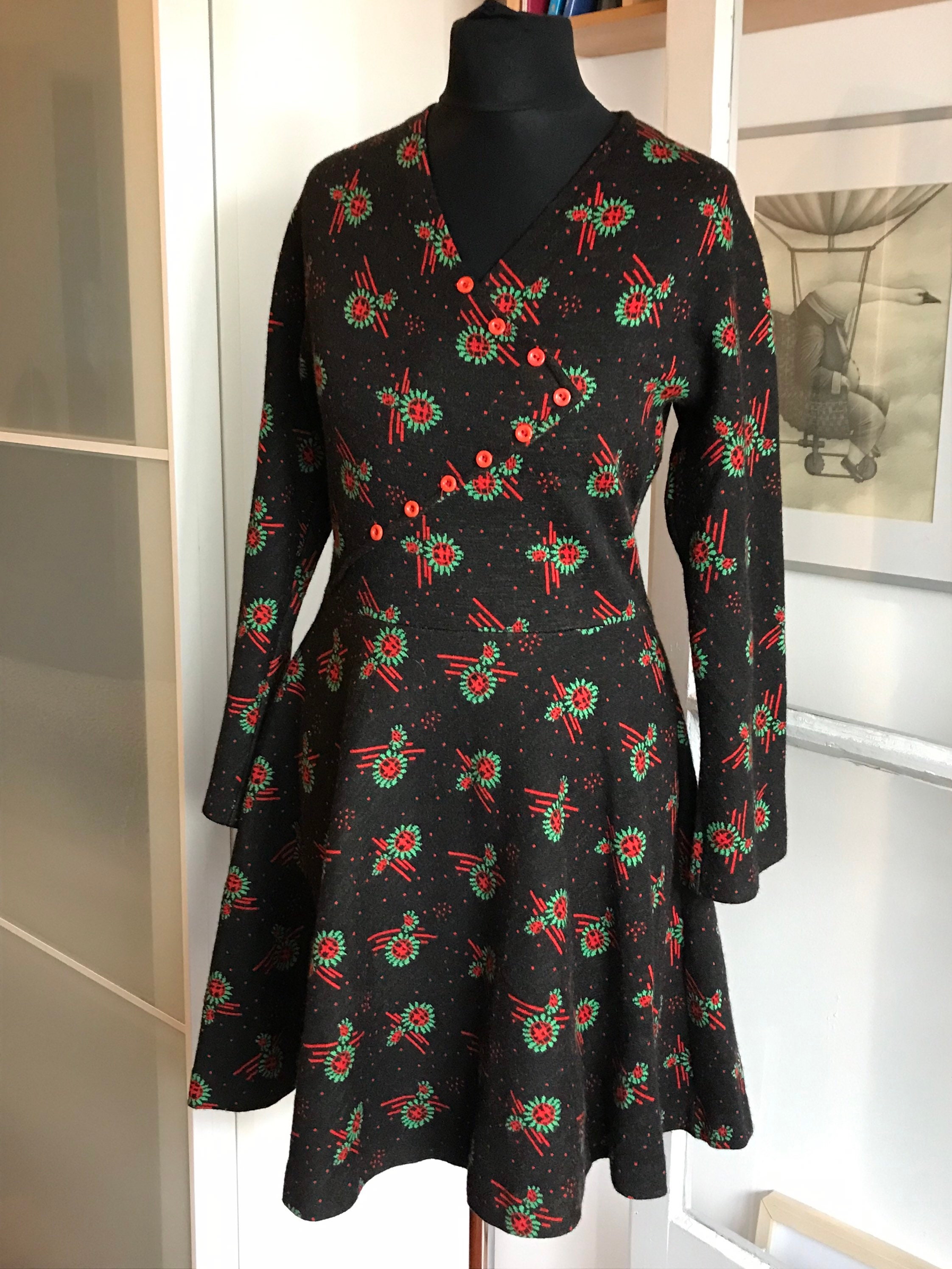 Vintage 70s Long Sleeve Mini Dress; Fall/winter Dress - Etsy Vintage 70s Long Sleeve Mini Dress; Fall/winter Dress - Etsy