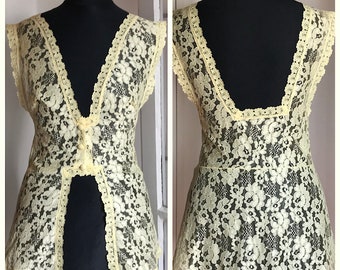 Vintage 60s/70s Lace Pale Yellow Babydoll//Bed Vest