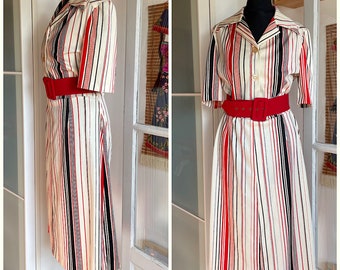 Vintage 1970s Striped Dagger Collar Short Sleeve Shirt Dress