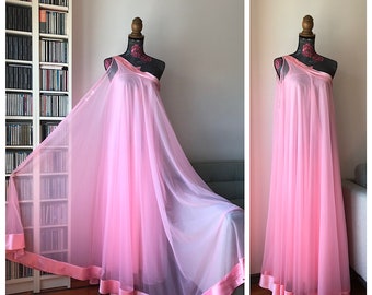 Very Rare Vintage 60s Pedro Rodriguez Couture Internationale Pink Nylon and Satin Negligee One Shoulder Peignoir and Nightgown, Size L/XL