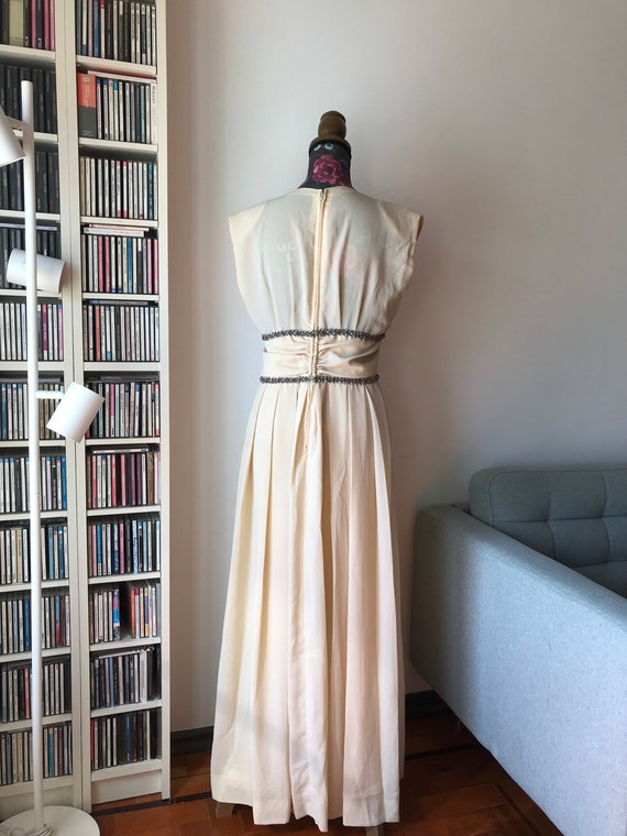 Vintage 70s Does 50s Beige Chiffon Sleeveless Max… - image 4