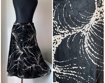 Vintage 70s Black and White Cotton Velvet A-Line Skirt