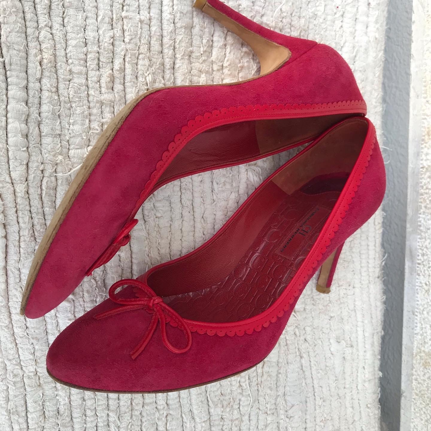 Carolina herrera deals red shoes