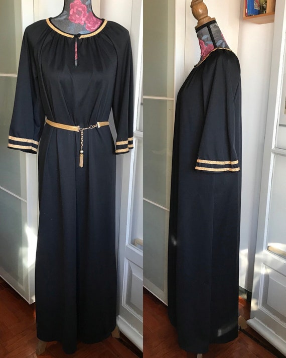 Vintage 70s Black Long Sleeve Kaftan Dress with G… - image 1
