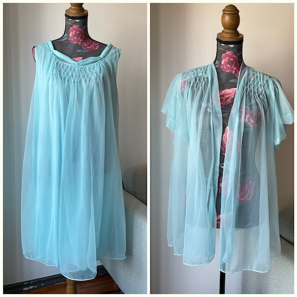 Vintage 60s Pandora Sky Blue Chiffon Peignoir Set/Nightgown and Robe Set Negligee /Lingerie Made in USA