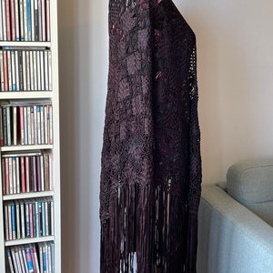 Vintage bruine macramé lint kanten sjaal handgeknoopte omslagdoek met grote franjes afbeelding 5