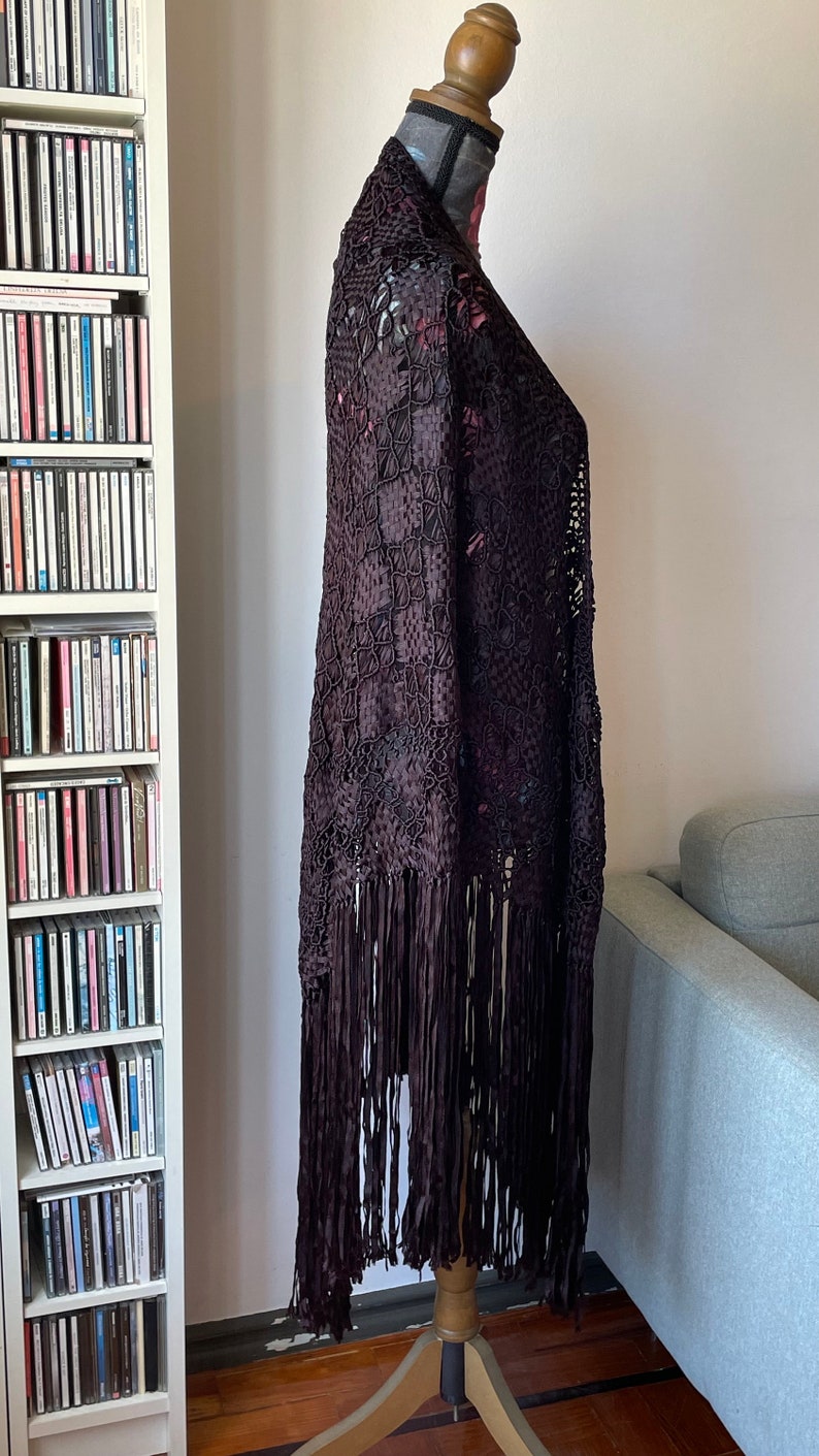 Vintage bruine macramé lint kanten sjaal handgeknoopte omslagdoek met grote franjes afbeelding 5
