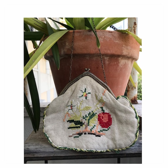 Original Rare Antique Victorian Embroidered Tapestry Effect Purse
