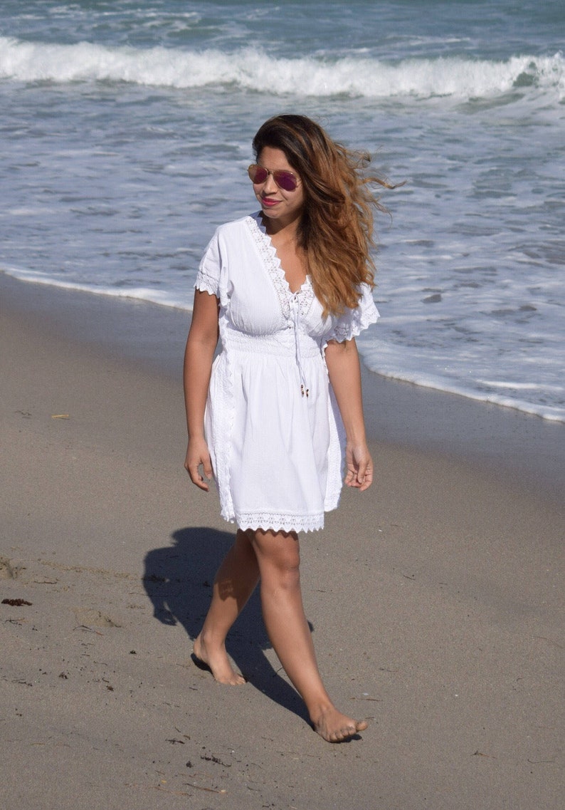 beautiful cocktail dresses for women Ever-Pretty Women's Spring Summer Chiffon Wedding Guest V Neck Ruffle Sleeves Midi Semi Formal Dress Blue US02 : Clothing, Shoes & Jewelry Size:US11 Above Knee Neckline_Off-the-shoulder Honeysuckle Beach (@honeysucklebeach) •
