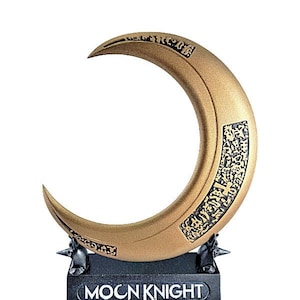 Moon Knight Crescent Darts Replica with Khonshu Display Stand - Perfect for Fans and Collectors!