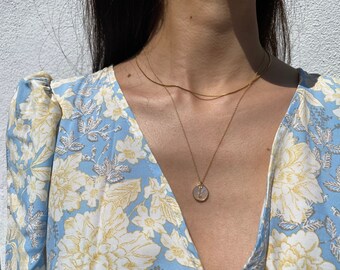 Gold nacre pendant necklace- Mother of pearl necklace, Gold natural shell pendant, Long nacre pendant, Gold pendant necklace, Layering