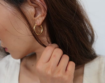 Gold hoop earrings, gold hoop earrings, minimalist jewelry, gold huggie hoops, small gold hoops, simple gold hoops, gold filled hoops