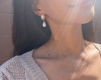 Genuine Baroque pearl earrings, pearl dangle drops, natural duo pearls earrings, freshwater pearl, pearl drop earrings, wedding jewelry