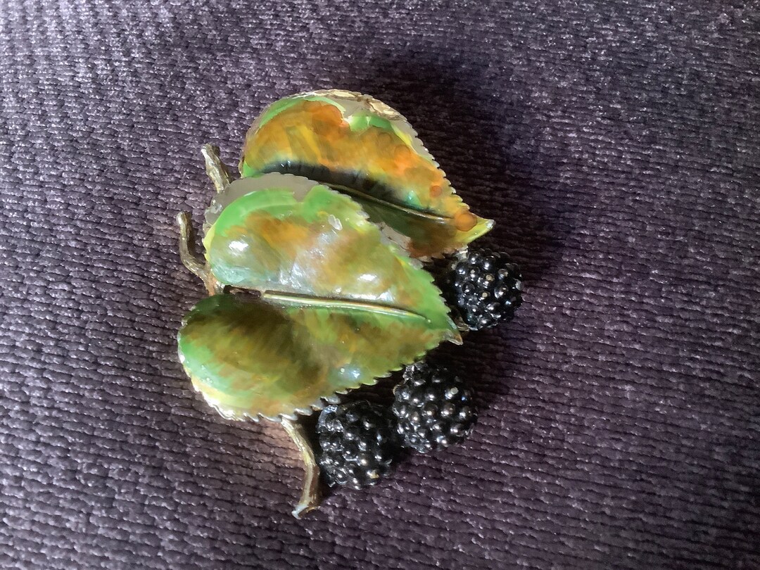 Mulberry brooch discount