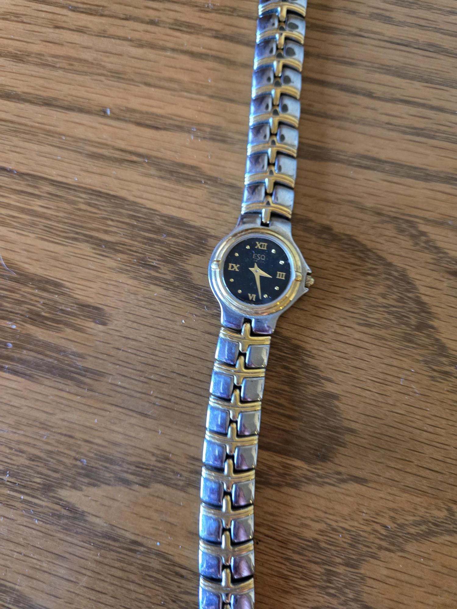 Movado Esquire ESQ Swiss Women display picture 2