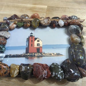 4x6 Michigan beach rock and driftwood photo frame