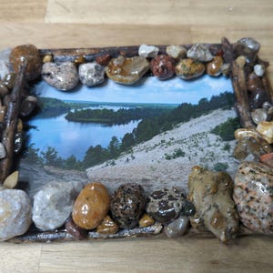 4x6 Michigan beach rock and driftwood photo frame