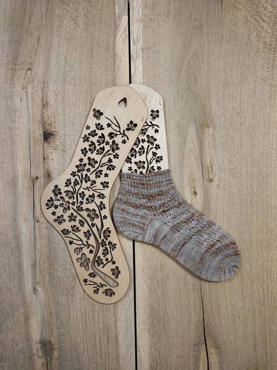 VALICLUD Lot De 2 Bloqueurs De Chaussettes En Bois Pour Tricot Et Crochet, étireurs De Chaussettes Réglables, Outils De Tricot à Faire Soi-même Avec Design Antidérapant, Surface Lisse Pour Une