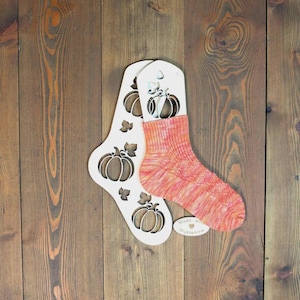 Pumpasockblockerare (2 st) - Stickverktyg i trä, Halloween-stickarpresent