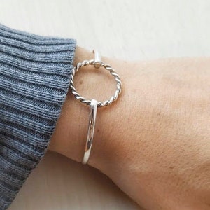 Minimalist silver bracelet, Easy rigid wristband, Gift to surprise, Original sterling silver bracelet, Gift for women, Christmas gift