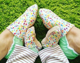 Patron de chaussures pour bébés, enfants, adolescents et adultes - Patron de couture PDF et tutoriel. Taille bébé et enfant aux États-Unis : 0-13. Taille adulte US 1-11 ; 32-45 euros ;