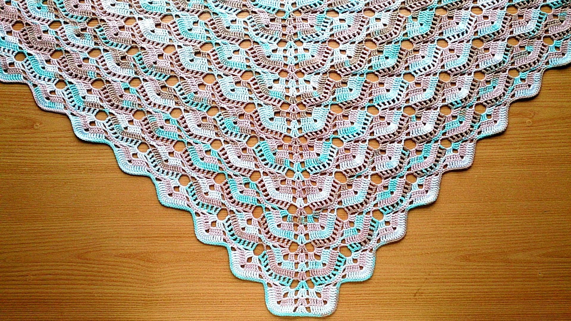 30 Hippie Crochet Patterns for Boho Outfits, Bags, Home Décor, and Gifts 20 Boho Triangle Scarf and Shawl Pattern