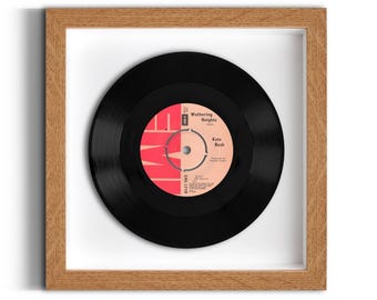 Kate Bush "Wuthering Heights" Framed 7" Vinyl Record UK NUMBER ONE 5 Mar - 1 Apr 1978