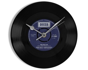 Englebert Humperdinck "Release Me" 7" Vinyl Record Wall Clock UK NUMBER ONE 2 Mar - 12 Apr 1967