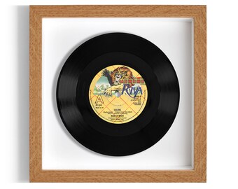 Rod Stewart "Sailing" Framed 7" Vinyl Record UK NUMBER ONE 31 Aug - 27 Sep 1975