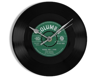 Cliff Richard "Please Don't Tease" 7" Vinyl Record Wall Clock UK NUMBER ONE 28 Jul - 3 Aug 1960 & 11 - 24 Aug 1960