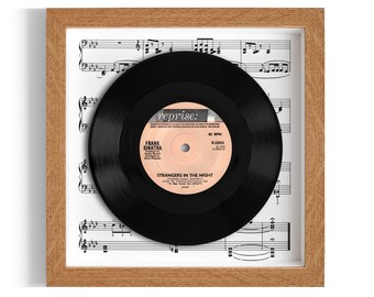 Frank Sinatra "Strangers In The Night" Framed 7" Vinyl Record UK NUMBER ONE 2 - 22 Jun 1966
