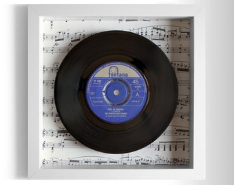 The Spencer Davis Group "Keep On Running" Framed 7" Vinyl Record UK NUMBER ONE 20 Jan - 26 Jan 1966