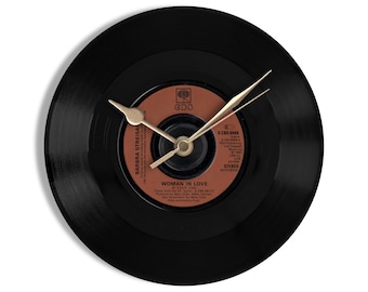 Barbra Streisand "Woman in Love" 7" Vinyl Record Wall Clock UK NUMBER ONE 19 Oct - 8 Nov 1980