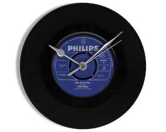 Roger Miller "King Of The Road" 7" Vinyl Record Wall Clock UK NUMBER ONE 13 May - 19 May 1965