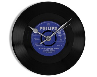 The Walker Brothers "The Sun Ain't Gonna Shine Any More" 7" Vinyl Record Wall Clock UK NUMBER ONE 17 Mar - 13 Apr 1966