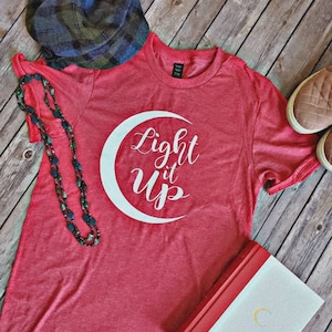 Enciéndelo, camiseta de Crescent City, camiseta de amantes de los libros, camiseta de fans de los libros, camiseta de libros para jóvenes adultos, camiseta de amantes de los libros, House of Earth and Blood