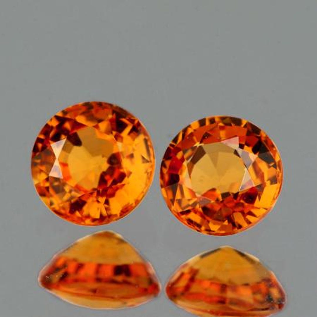 天然サンセットオレンジサファイア 4.00 mm 2ピース ラウンド