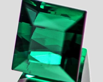 Natural Green Tourmaline 2.18 ct – 7x6 mm Baguette Faceted Cut, Flawless to VVS Clarity, Earth-Mined Gemstone from Mozambique for Jewelry