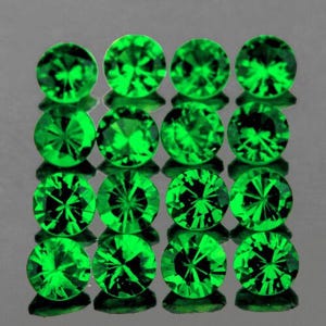 Granate Tsavorita Natural de 2 mm – 25 piezas facetadas redondas, claridad VVS, piedras preciosas sueltas de color verde esmeralda para joyería y trabajo a mano.