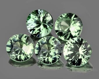 Lot De 5 Saphirs Verts D'Afrique - 4mm à 5mm - 1.94 Carats Total - Traités Par Chauffage - Neuf