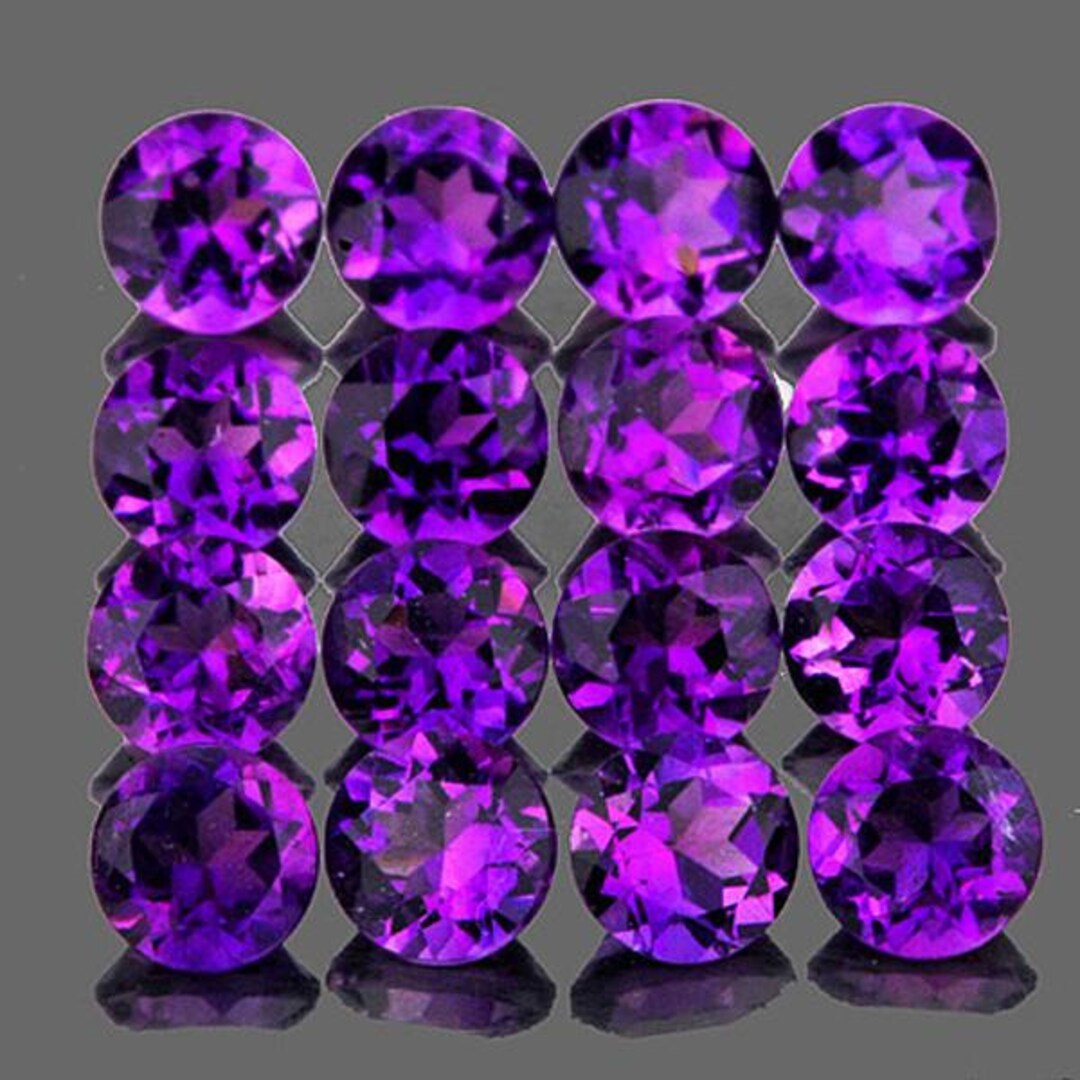 Amethyst Purple Raspberry 4.00 Mm 16 Pieces Natural Royal Purple Amethyst Round Cut [VVS Clarity ...