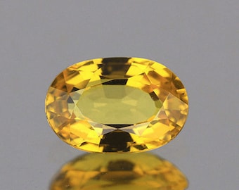 Naturlig gul safir 0,61 ct 6 x 4 mm ovalslipad fasetterad VVS-klarhet naturlig lös ädelsten, jordisk utvunnen, för smycken