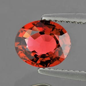Natural Orange Rhodolite Garnet 7x6 mm 1.18ct [Flawless-VVS Clarity] Oval Faceted Loose Gemstone Earthly Mined for Jewelry Ring
