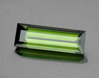 Natural Green Tourmaline 1.18 ct – Baguette Faceted Cut, Flawless to VVS Clarity, Earth-Mined Gemstone from Mozambique for Jewelry