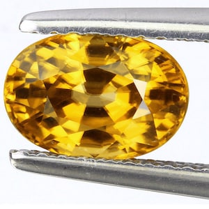6x4 mm Oval 0.71ct Natural Intense Yellow Sapphire [Flawless-VVS Clarity] Natural Loose Gemstone from Madagascar for Jewelry Ring