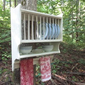 Farmhouse Plate Rack with Primitive Towel Rung, Hanging Plate Rack, Country Kitchen Wall Rack, Handmade