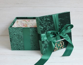 Personalized Card Box for Wedding ~ Custom Wedding Card Holder ~ Large Emerald Green Velvet Card Box with Slot