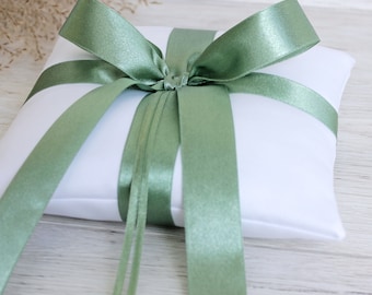 Ring Bearer Pillow ~ Eucalyptus green Satin Ring Pillow ~ White Ring Bearer Cushion ~ Wedding Ring Pillow for Ceremony