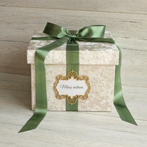 Personalised Money Box for Wedding ~ Custom Wedding Card Holder ~ Large Beige Velvet Card Box with Green Ribbons and a Slot