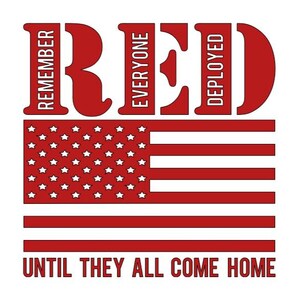 Calcomanía ROJA / Recuerda a todos los desplegados hasta que todos regresen a casa. Calcomanía con la bandera de EE. UU.